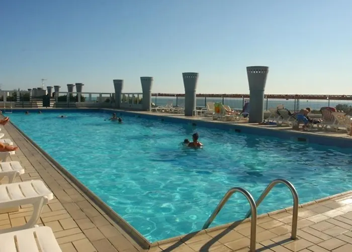 Lovely Flat In A With Pool - Beahost 公寓