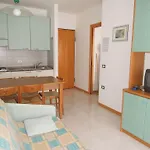 דירה Lovely Flat In A With Pool - Beahost ביביונה