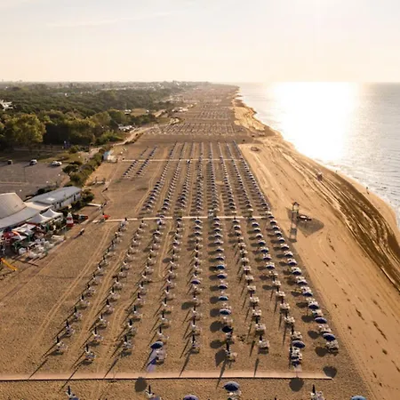 Lovely Flat In A With Pool - Beahost * Bibione