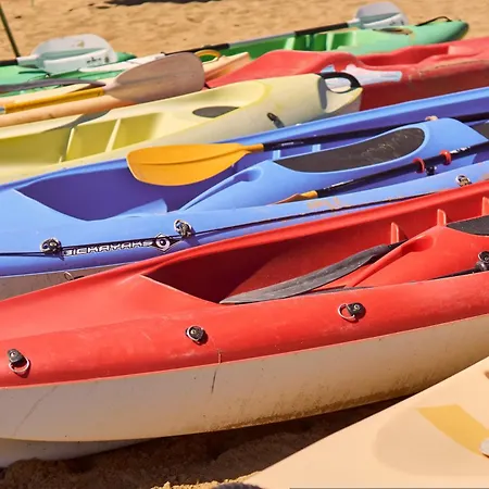 Lovely Flat In A With Pool - Beahost