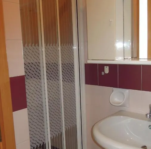 Lovely Flat In A With Pool - Beahost Lejlighed *